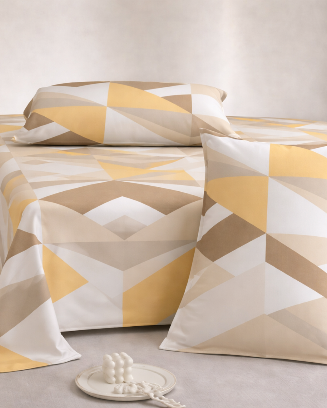 Super King Size Bedsheet | 400TC | 100% Pure Cotton Super King Size Bedsheet(275×275cm) with 2 Pillow Covers | Geometric Pattern (Yellow,Beige & Brown)