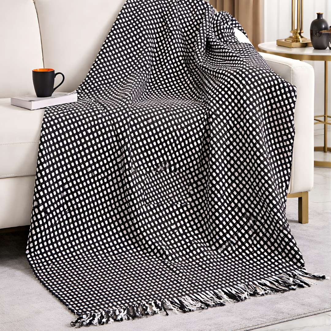 Noir Check Statement Throw